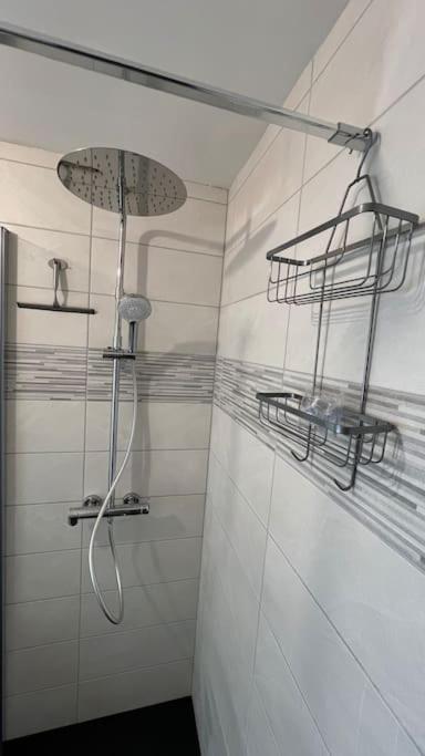 Appartamento Le Nid Champenois Reims Esterno foto